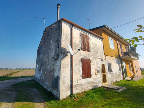 casa indipendente in vendita a Mesola