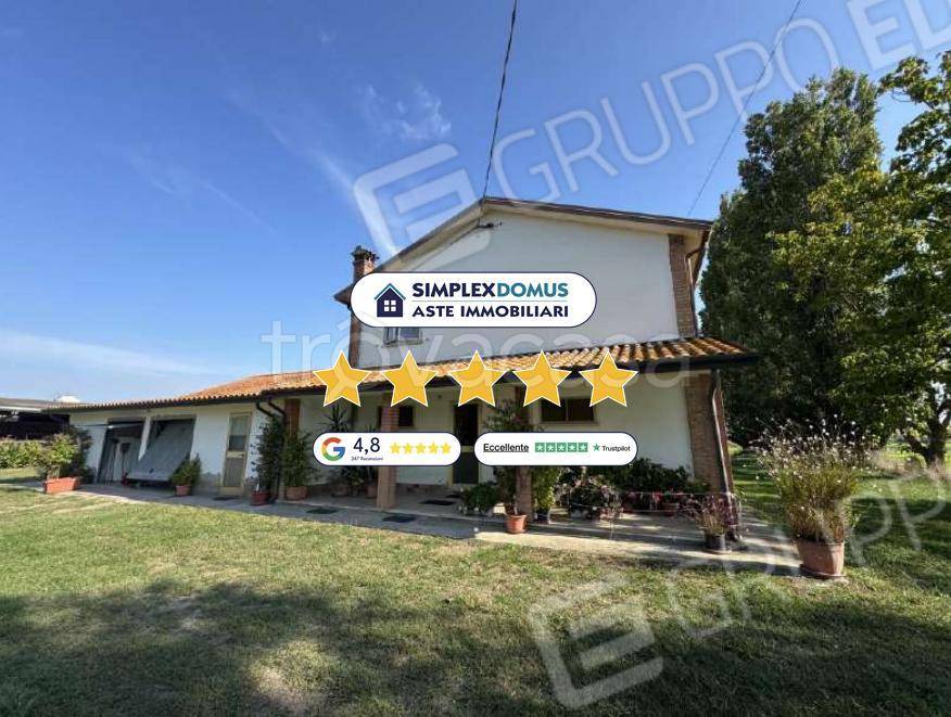 casa indipendente in vendita a Mesola in zona Santa Giustina