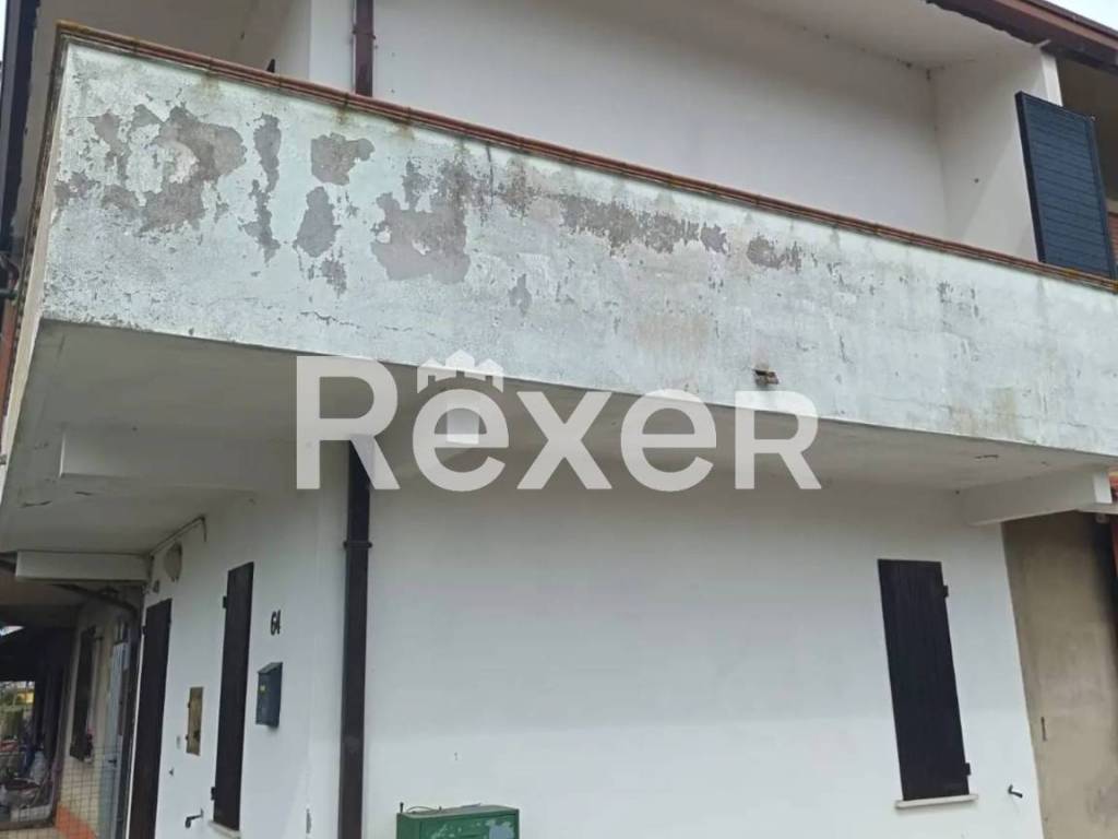 casa indipendente in vendita a Mesola in zona Monticelli