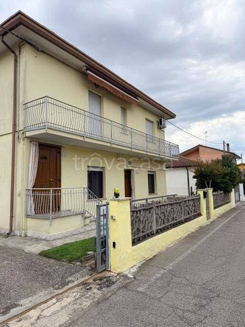 casa indipendente in vendita a Mesola