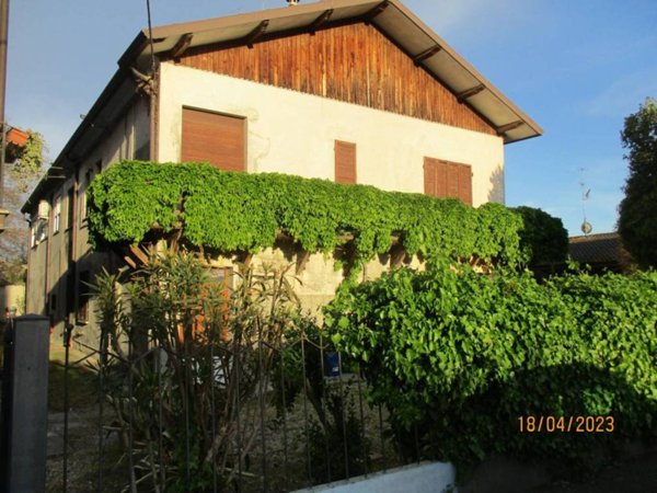 casa indipendente in vendita ad Ostellato