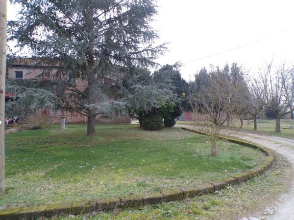 casa semindipendente in vendita ad Ostellato