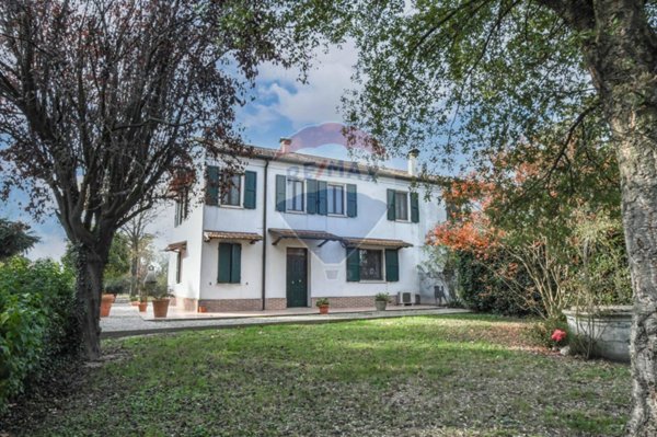 casa indipendente in vendita ad Ostellato