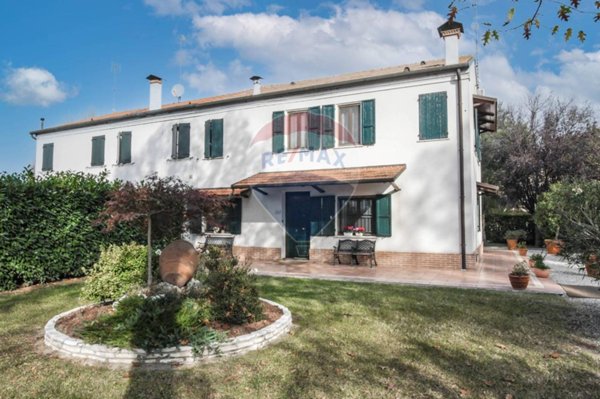casa indipendente in vendita ad Ostellato
