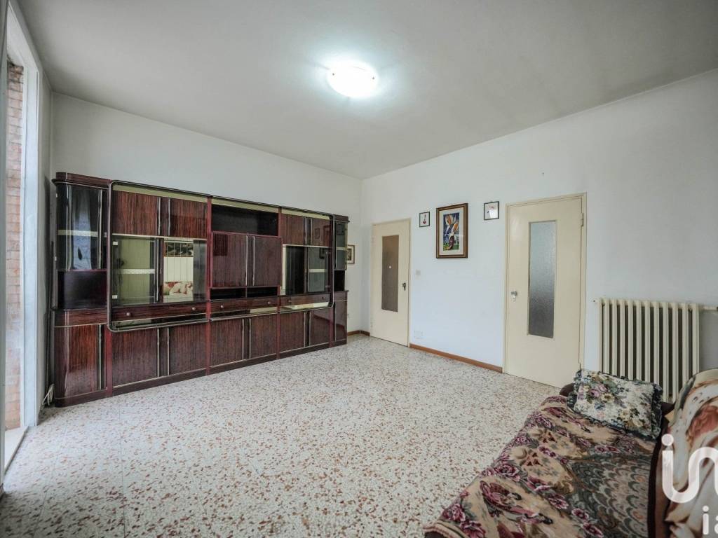 casa indipendente in vendita ad Ostellato in zona San Giovanni