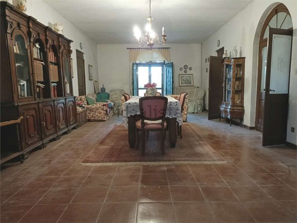 casa indipendente in vendita ad Ostellato in zona Medelana