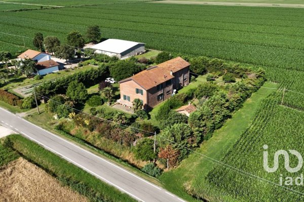 casa indipendente in vendita ad Ostellato