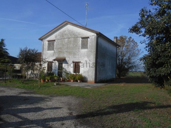 casa indipendente in vendita ad Ostellato