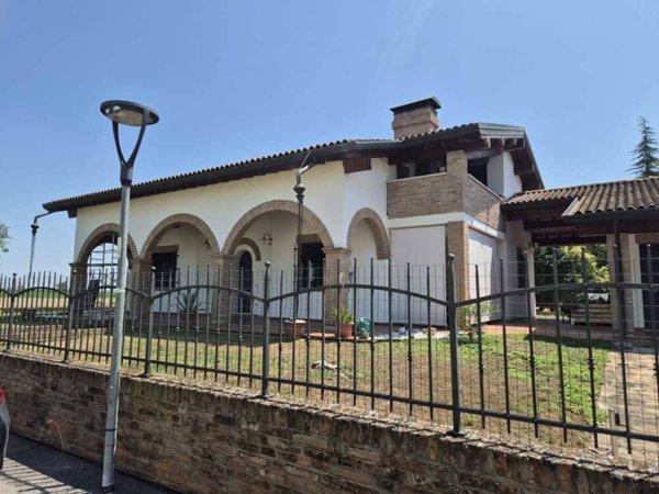 casa indipendente in vendita ad Ostellato in zona San Giovanni
