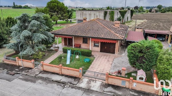 casa indipendente in vendita ad Ostellato