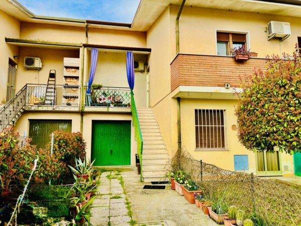 casa indipendente in vendita ad Ostellato