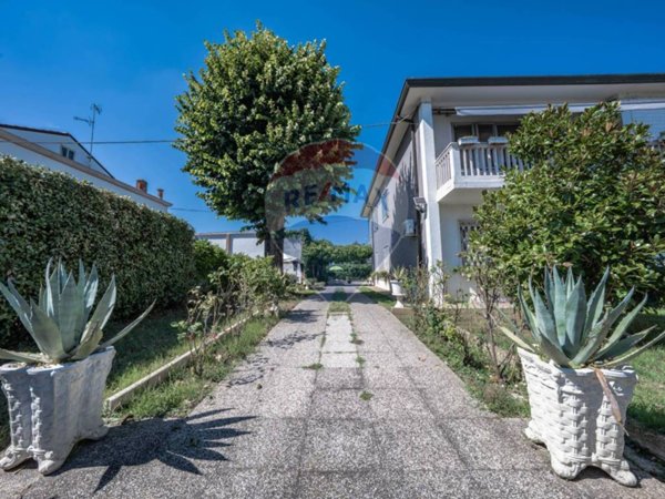 appartamento in vendita ad Ostellato in zona Dogato