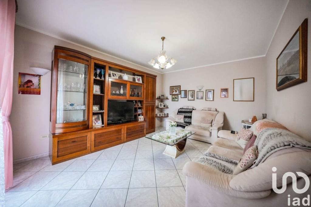 casa indipendente in vendita ad Ostellato in zona San Giovanni