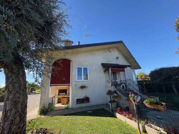 casa indipendente in vendita ad Ostellato