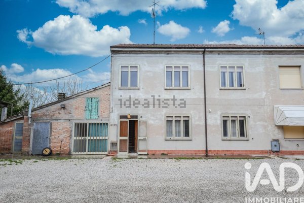 casa indipendente in vendita ad Ostellato in zona Dogato