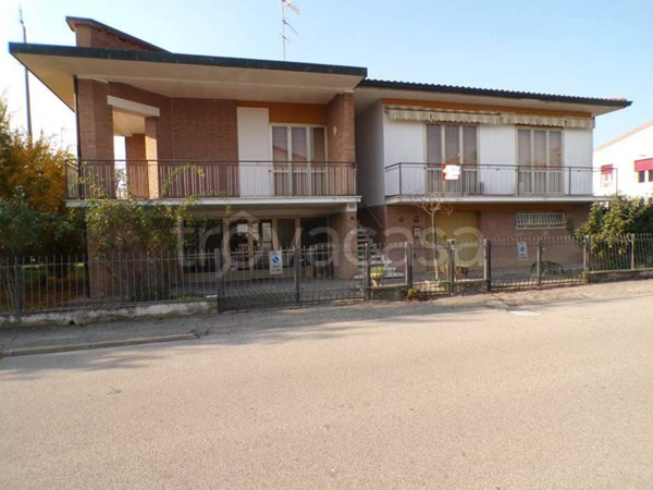 casa indipendente in vendita ad Ostellato