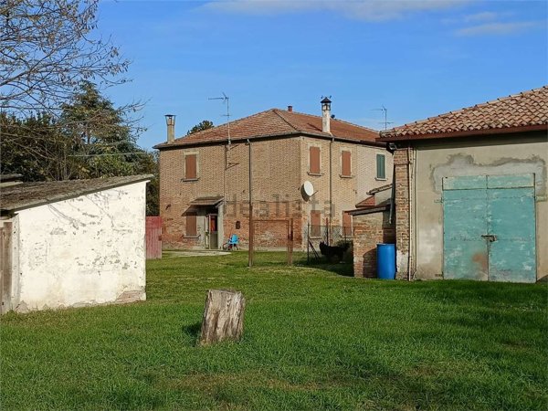 casa indipendente in vendita ad Ostellato