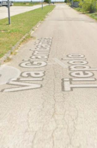 locale commerciale in vendita ad Ostellato