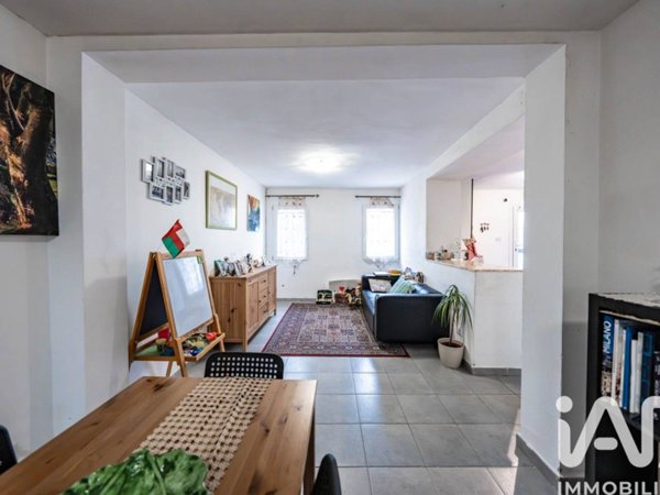 casa indipendente in vendita ad Ostellato in zona Medelana