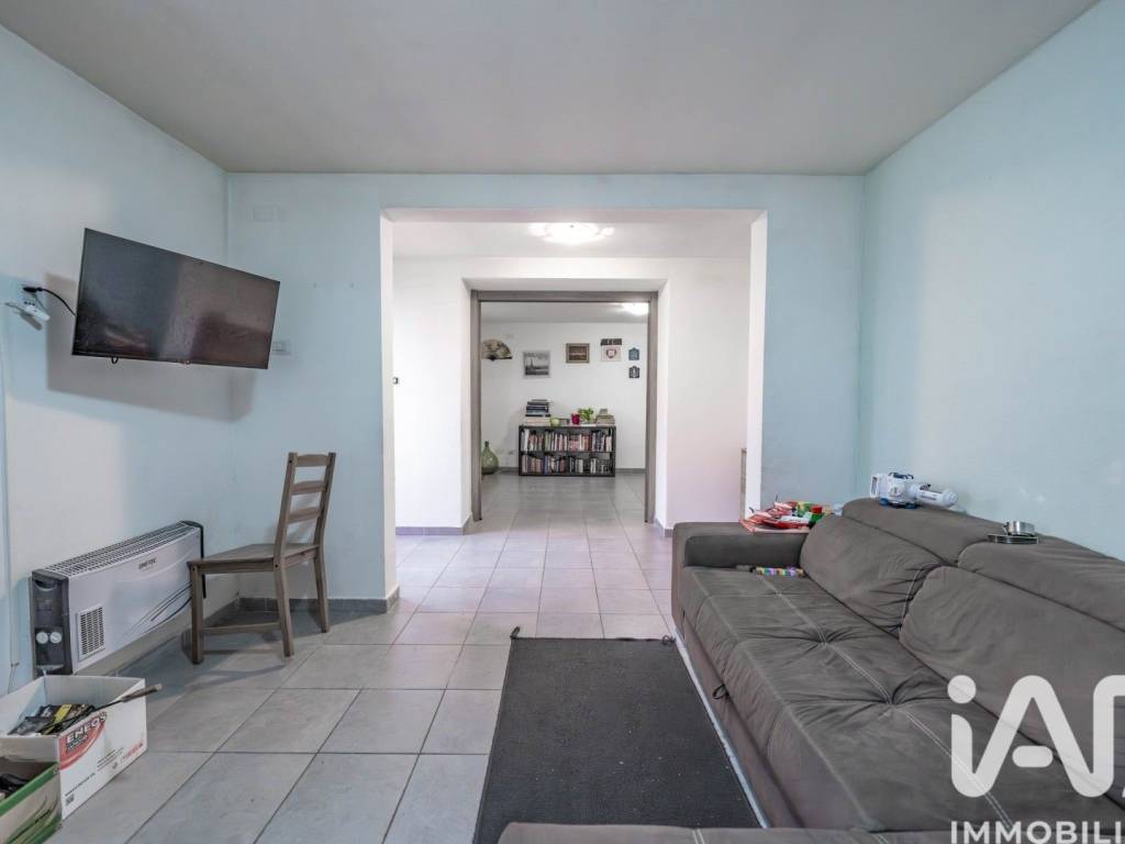 casa indipendente in vendita ad Ostellato in zona Medelana