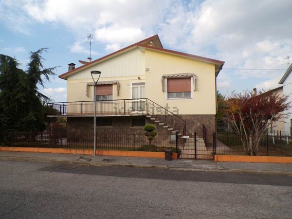 casa indipendente in vendita ad Ostellato