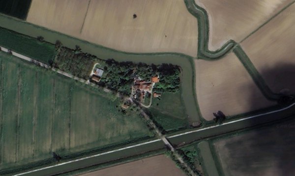 casa indipendente in vendita ad Ostellato in zona Rovereto