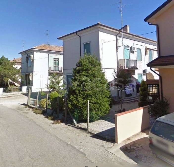 casa indipendente in vendita ad Ostellato in zona Medelana