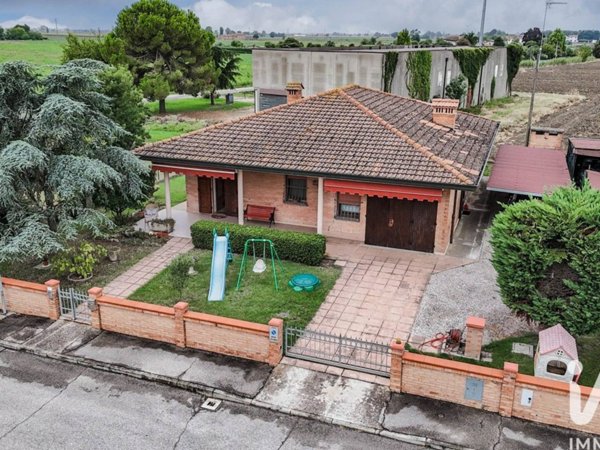 casa indipendente in vendita ad Ostellato