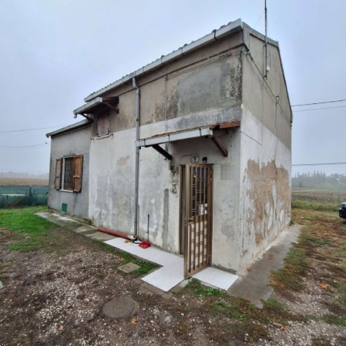 casa indipendente in vendita ad Ostellato