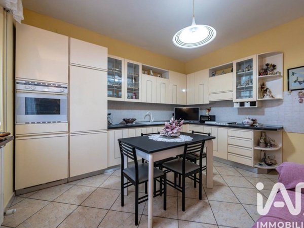 casa indipendente in vendita ad Ostellato in zona Dogato