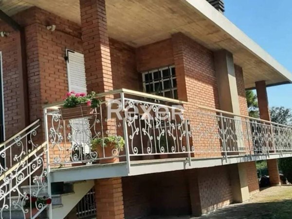 casa indipendente in vendita ad Ostellato in zona San Giovanni
