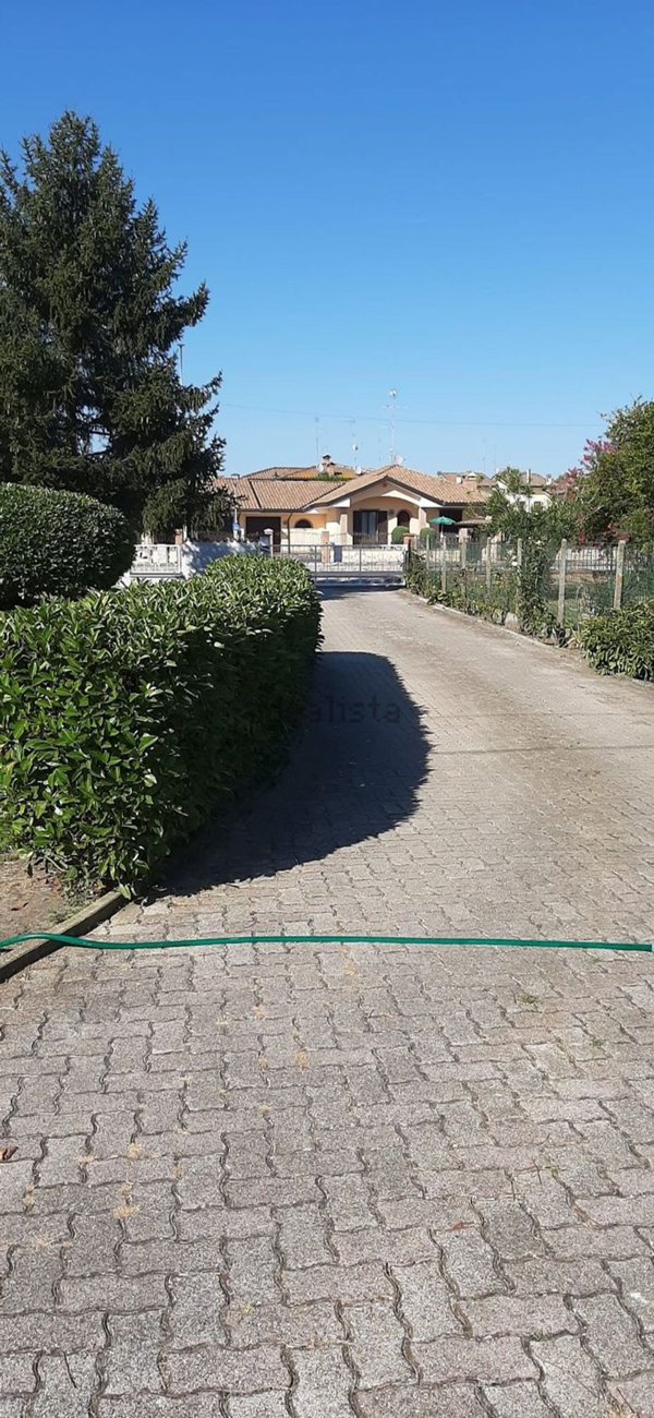 casa indipendente in vendita ad Ostellato