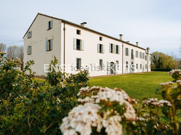 villa in vendita ad Ostellato in zona San Vito