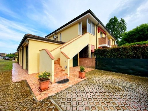 appartamento in vendita ad Ostellato