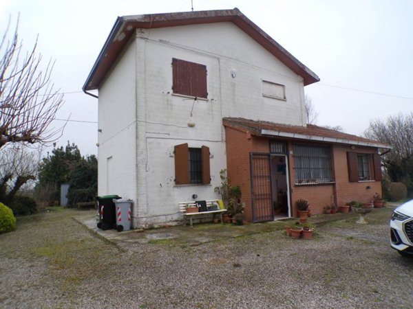 casa indipendente in vendita ad Ostellato