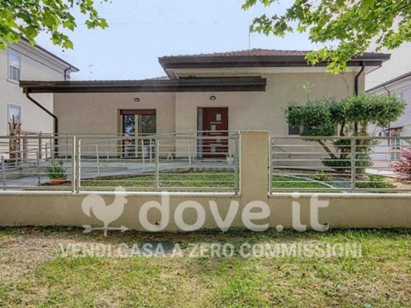 casa indipendente in vendita ad Ostellato
