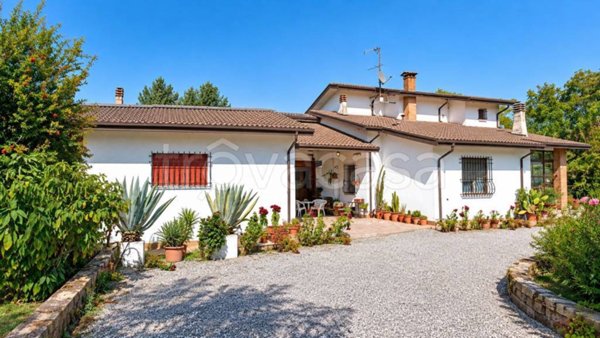 casa indipendente in vendita ad Ostellato