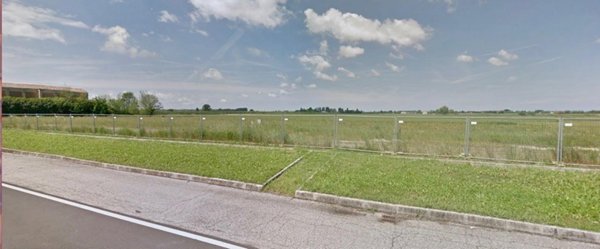 terreno edificabile in vendita a Poggio Renatico in zona Chiesa Nuova