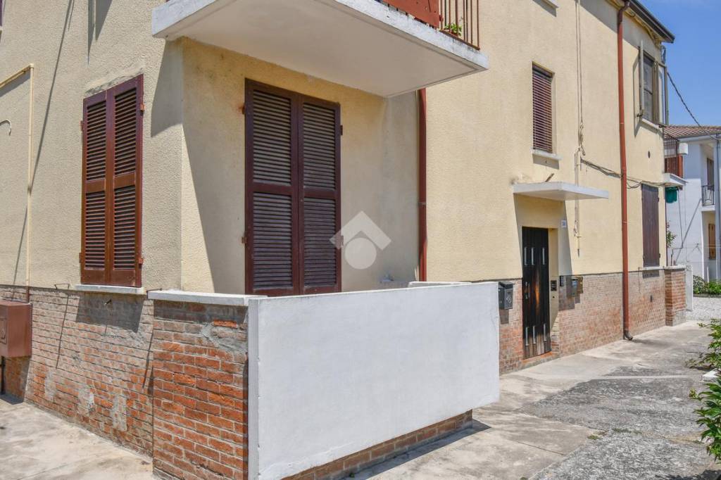 appartamento in vendita a Poggio Renatico in zona Coronella