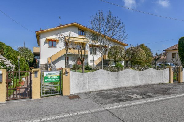 casa indipendente in vendita a Poggio Renatico in zona Gallo