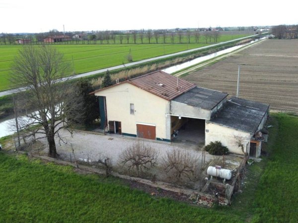 appartamento in vendita a Poggio Renatico in zona Gallo