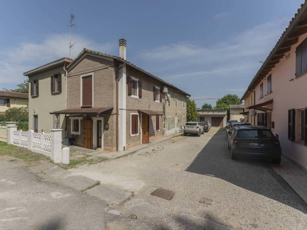 casa indipendente in vendita a Poggio Renatico in zona Gallo