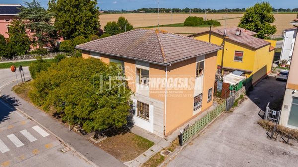 casa indipendente in vendita a Poggio Renatico in zona Coronella
