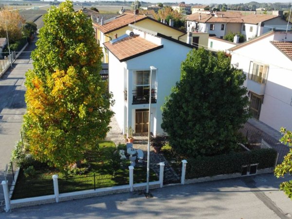 casa indipendente in vendita a Poggio Renatico