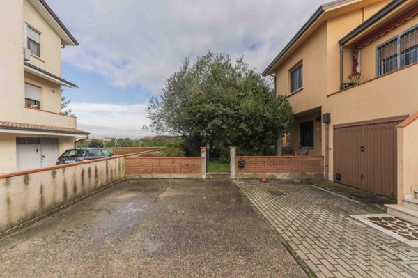 casa indipendente in vendita a Poggio Renatico in zona Gallo