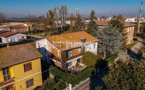 casa indipendente in vendita a Poggio Renatico in zona Gallo
