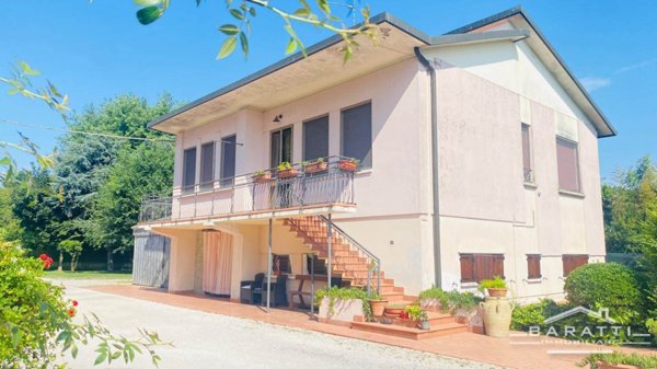 casa indipendente in vendita a Poggio Renatico in zona Gallo