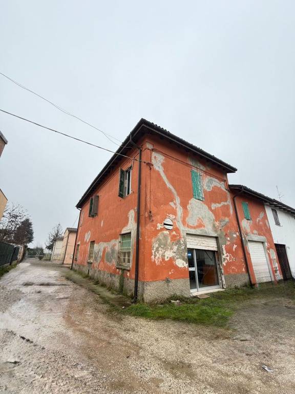 casa indipendente in vendita a Poggio Renatico in zona Chiesa Nuova