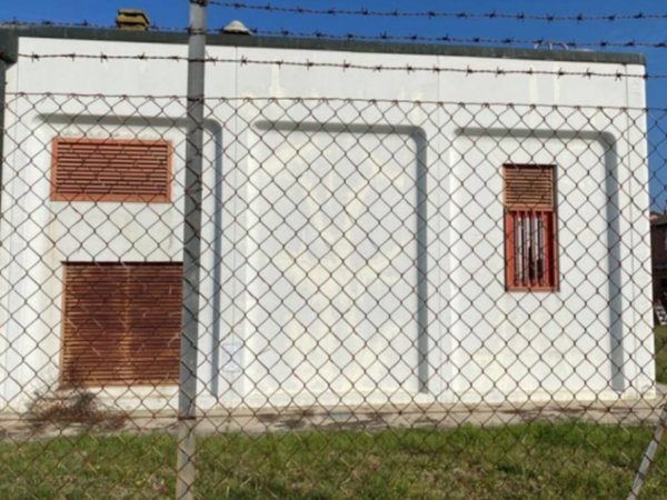 locale commerciale in vendita a Poggio Renatico in zona Coronella