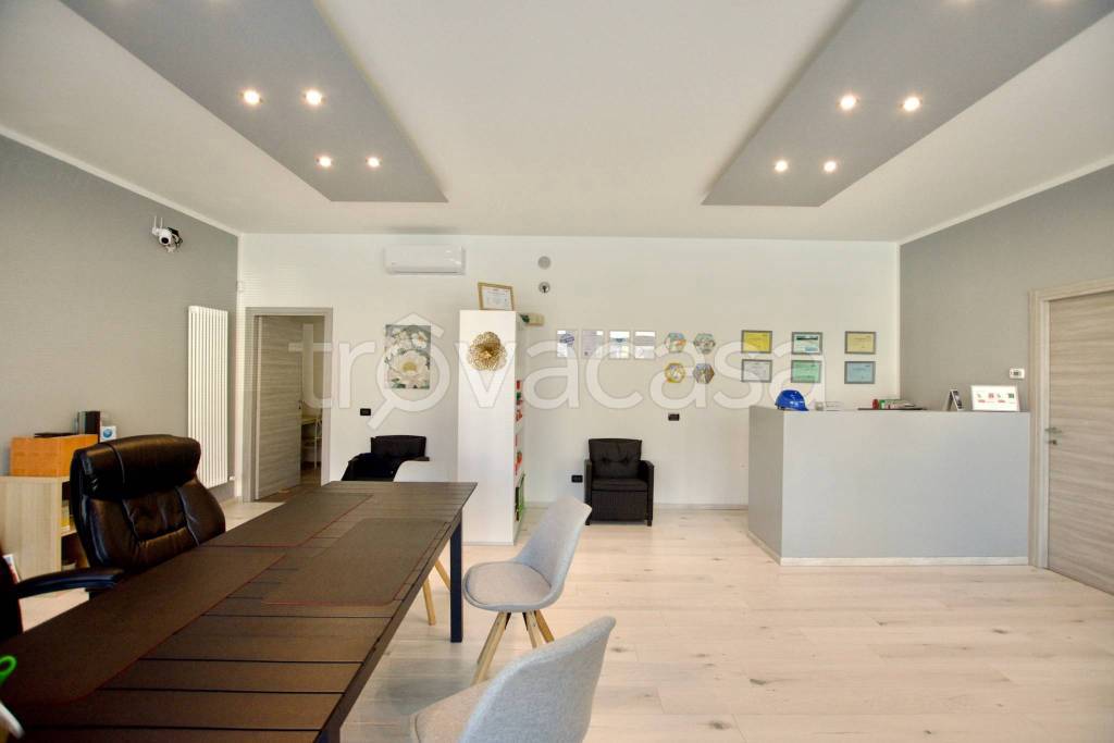 ufficio in vendita a Poggio Renatico